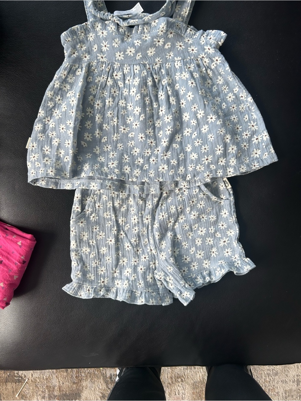 Blue Daisy Print Ruffle Hem Shorts - Kids